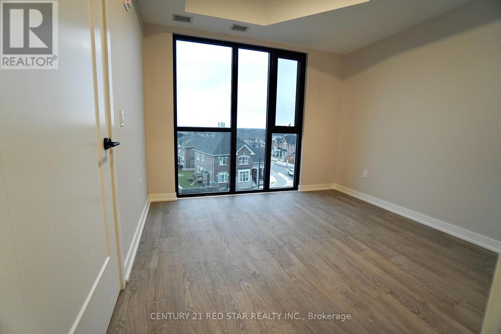 417 - 720 Whitlock Avenue, Milton, Ontario  L9E 2B5 - Photo 11 - W12642806