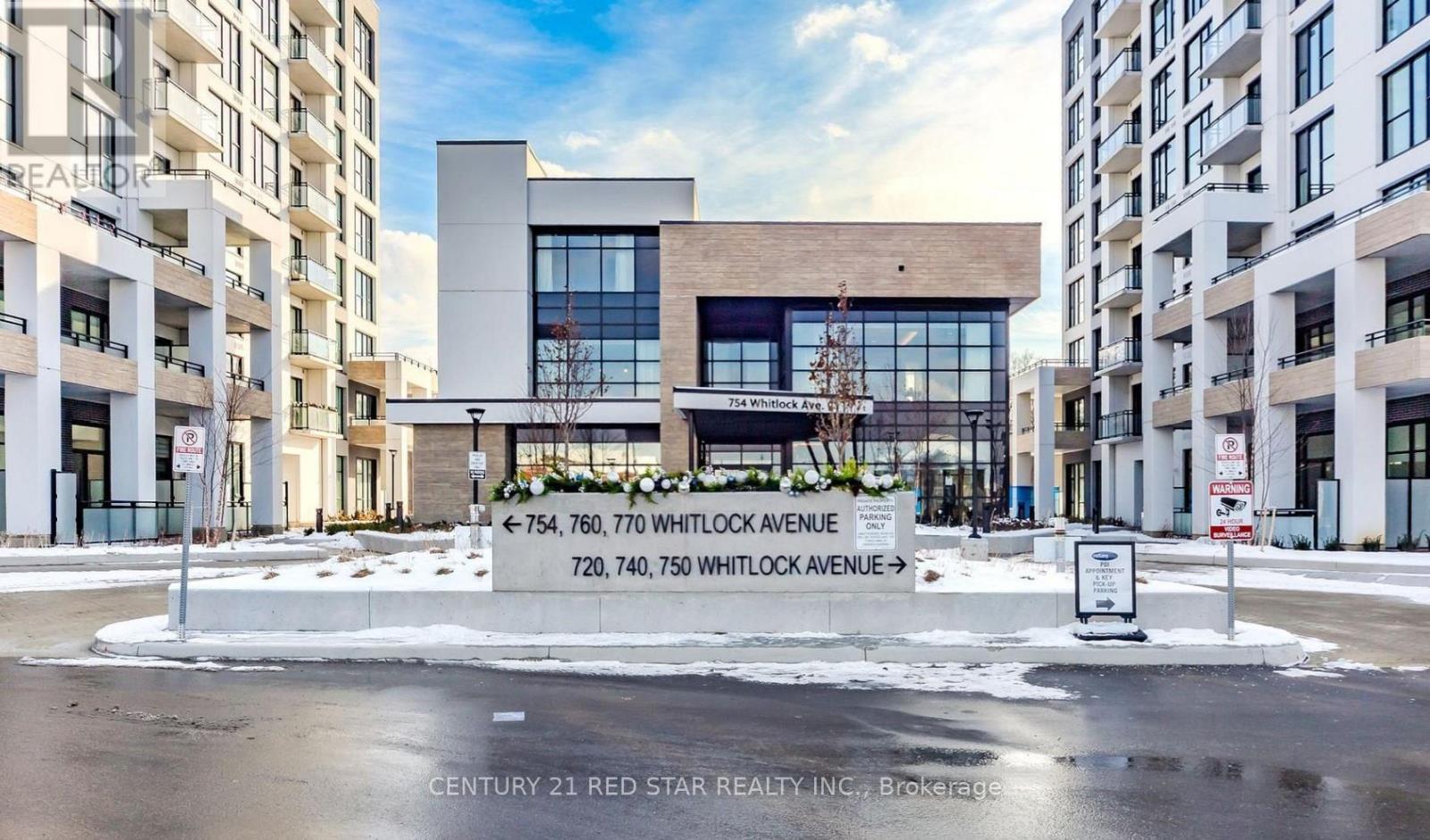 417 - 720 Whitlock Avenue, Milton, Ontario  L9E 2B5 - Photo 2 - W12642806