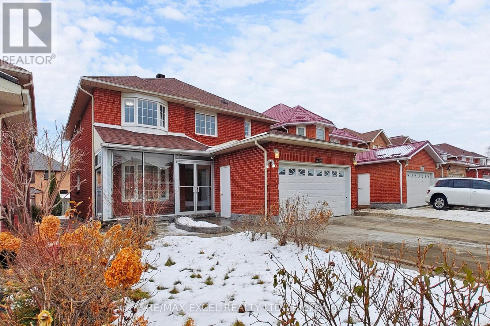 4388 GUILDWOOD WAY, Mississauga, Ontario