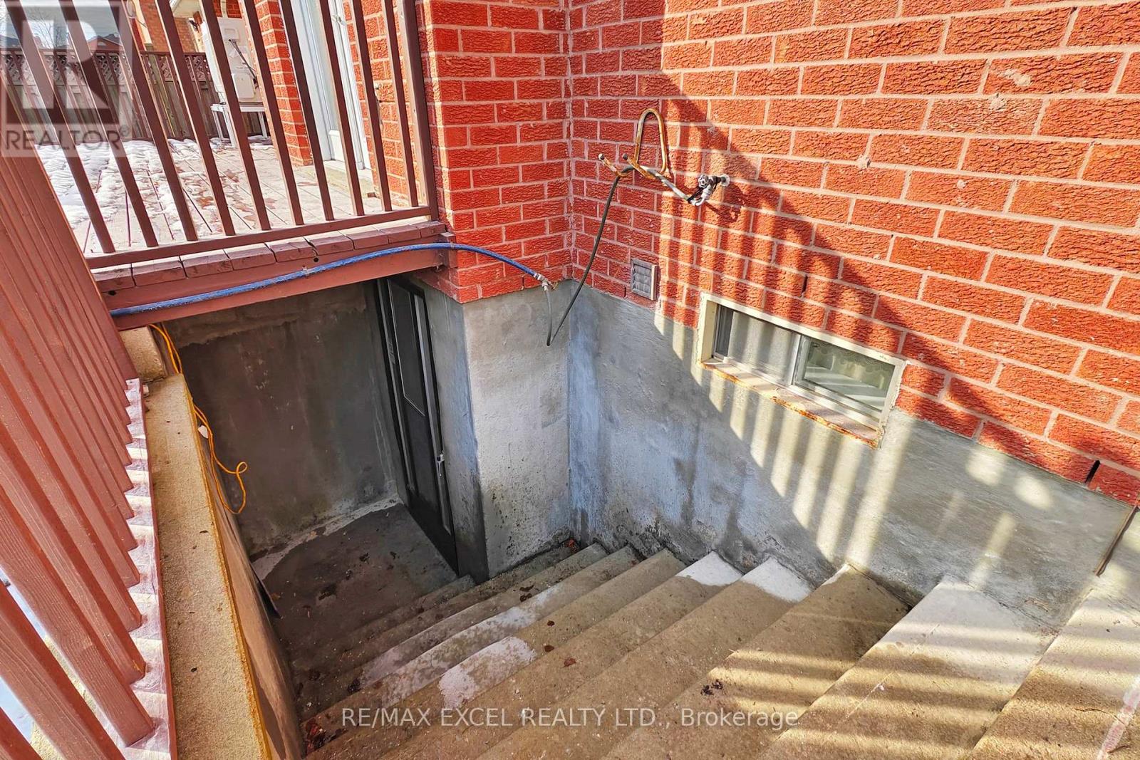 4388 Guildwood Way, Mississauga, Ontario  L5R 2A4 - Photo 47 - W12642818