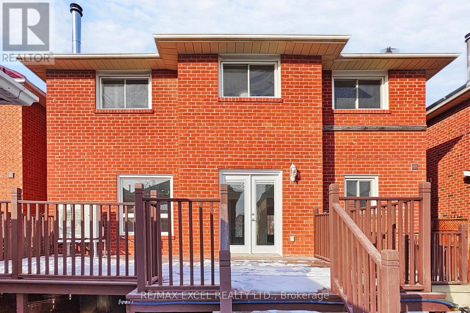 4388 Guildwood Way, Mississauga, Ontario  L5R 2A4 - Photo 48 - W12642818