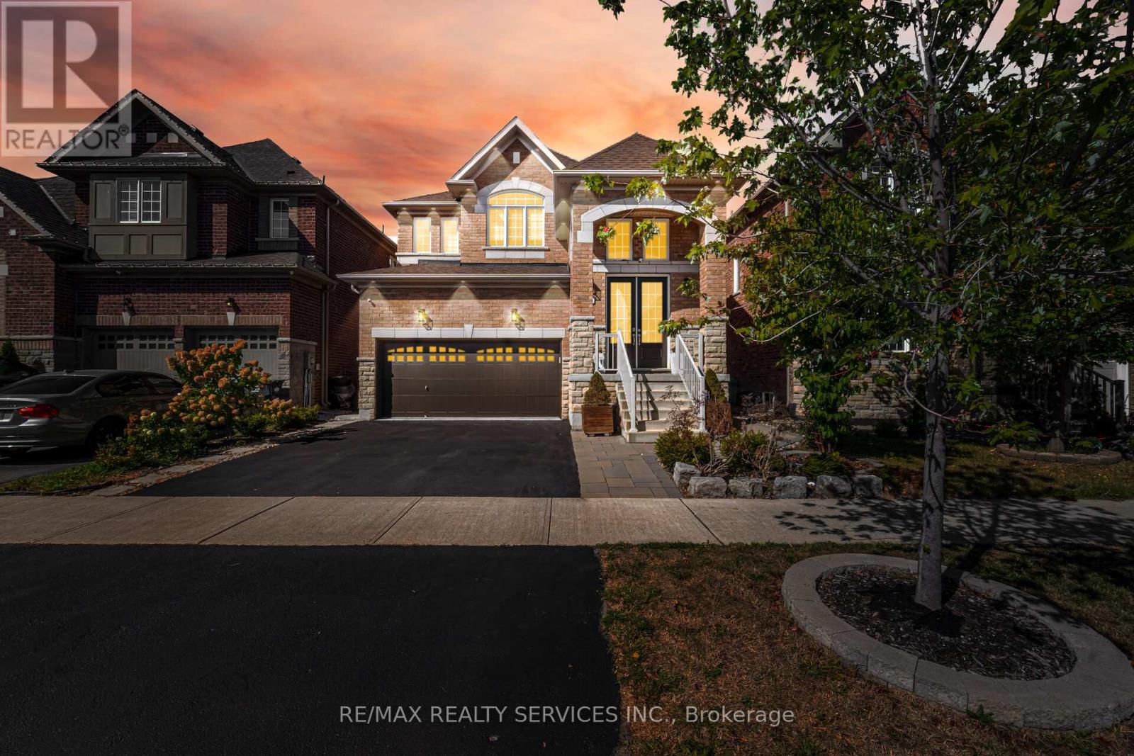 72 BONNIEGLEN FARM BOULEVARD, caledon, Ontario