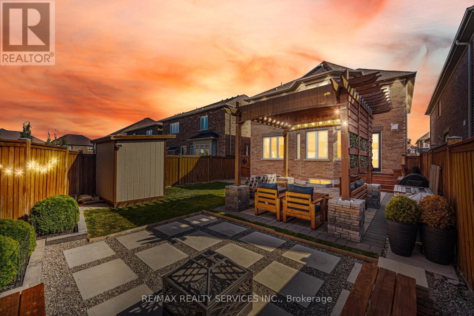 72 Bonnieglen Farm Boulevard, Caledon, Ontario  L7C 4C8 - Photo 46 - W12642840