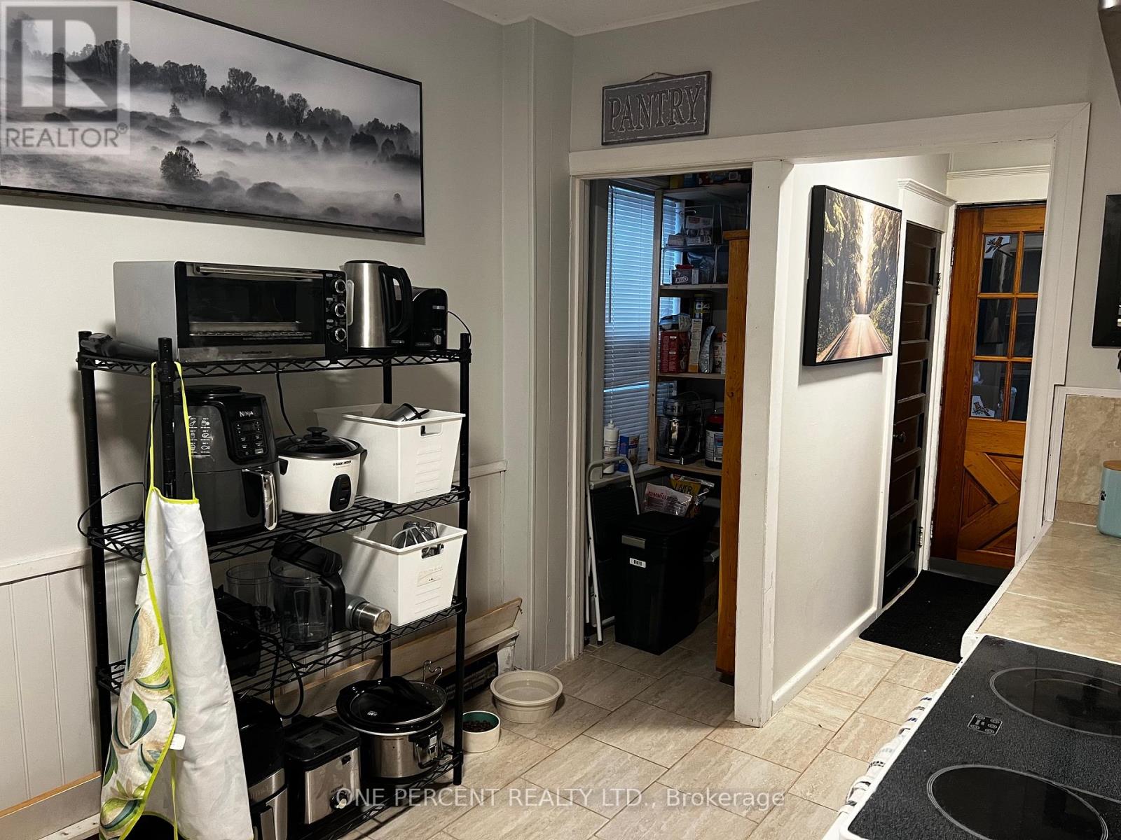 341 Antwerp Avenue, Greater Sudbury, Ontario  P3C 4M8 - Photo 12 - X12642744