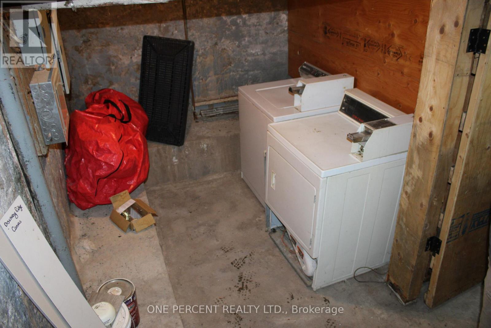 341 Antwerp Avenue, Greater Sudbury, Ontario  P3C 4M8 - Photo 36 - X12642744