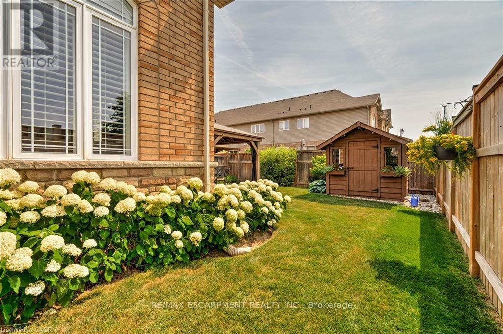 2 Celestial Crescent, Hamilton, Ontario  L0R 1P0 - Photo 6 - X12642804