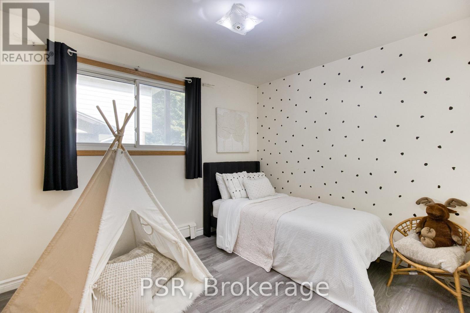 #main - 80 Westwood Drive, Kitchener, Ontario  N2M 2K4 - Photo 17 - X12642832