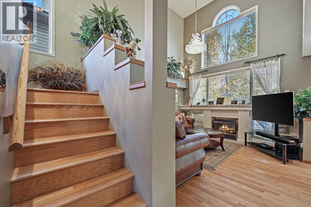 114 Valley Ponds Crescent Nw, Calgary, Alberta  T3B 5T7 - Photo 25 - A2268163