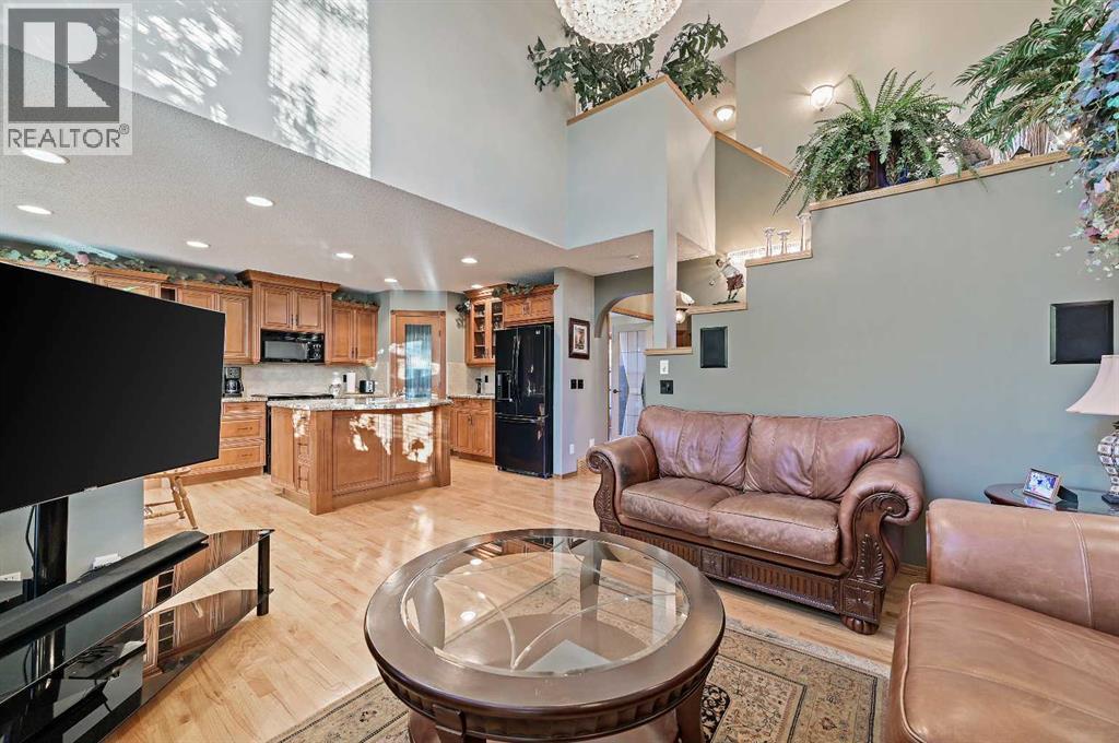 114 Valley Ponds Crescent Nw, Calgary, Alberta  T3B 5T7 - Photo 21 - A2268163