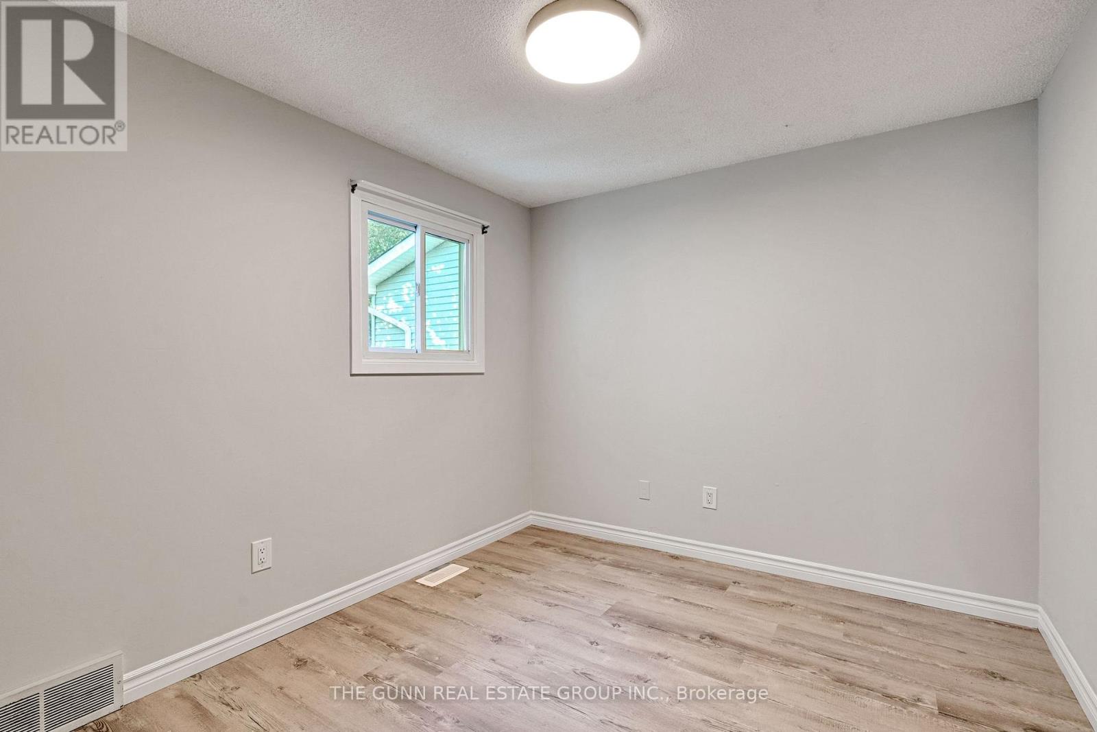 6 Olympic Crescent, London North, Ontario  N6G 3P6 - Photo 18 - X12642864