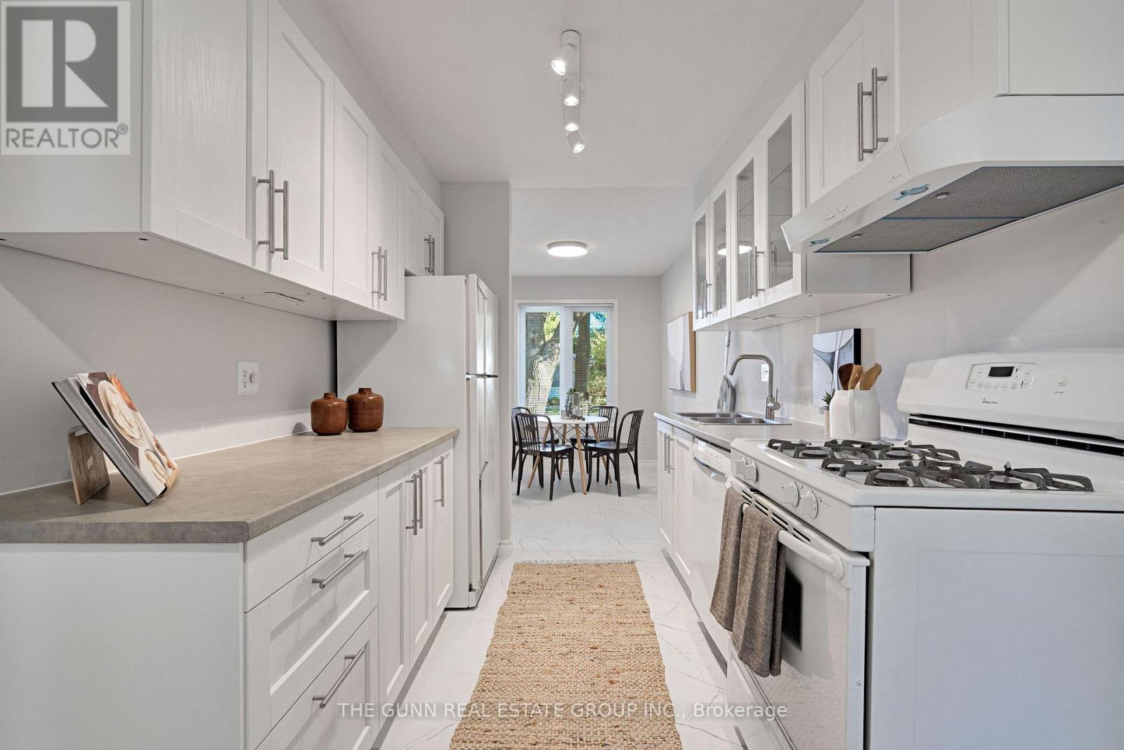 6 Olympic Crescent, London North, Ontario  N6G 3P6 - Photo 7 - X12642864