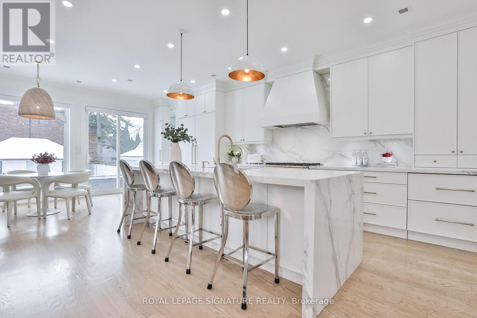 28 Belle Ayre Boulevard, Toronto, Ontario  M4S 1K3 - Photo 9 - C12609782