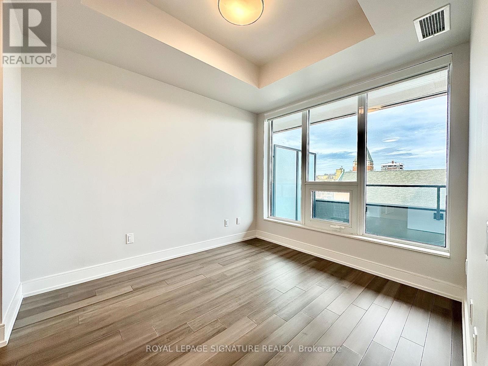 511 - 2525 Bathurst Street, Toronto (Forest Hill North), Ontario  M6B 2Y9 - Photo 8 - C12642646