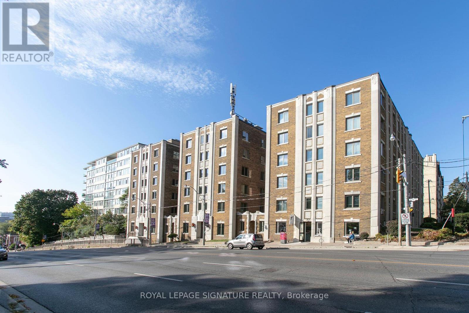 304 - 394 Avenue Road, Toronto (Casa Loma), Ontario  M4V 2H4 - Photo 5 - C12642658