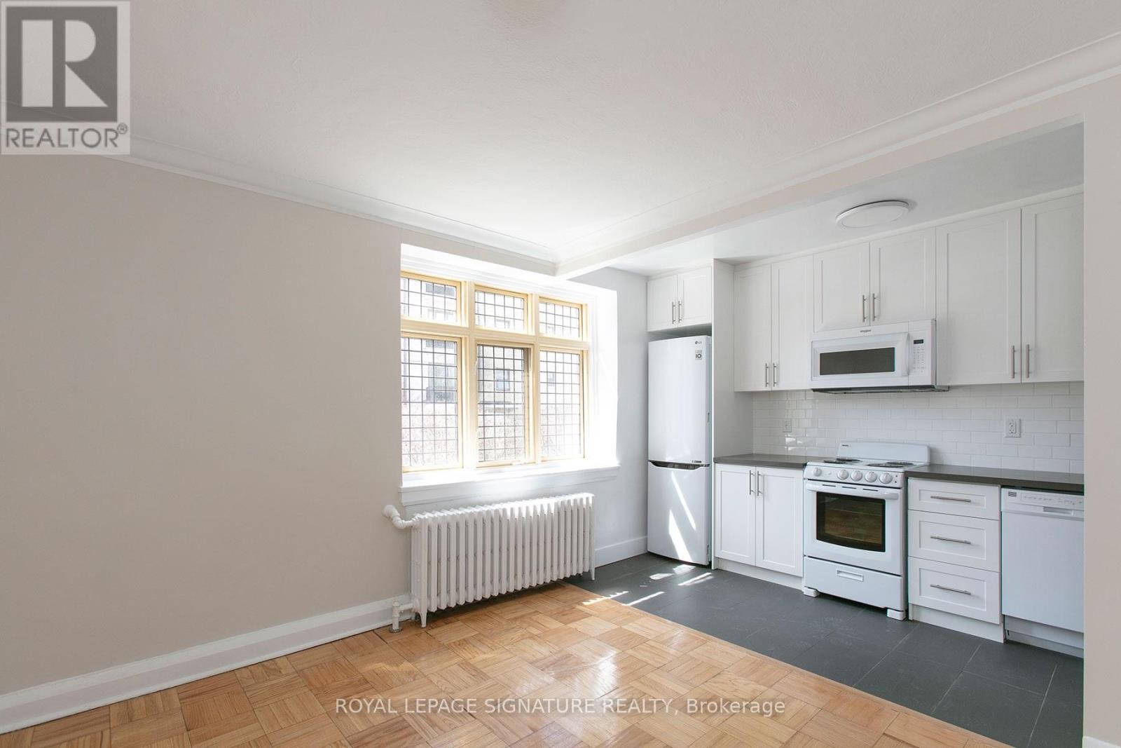 521 - 398 Avenue Road, Toronto (Casa Loma), Ontario  M4V 2H4 - Photo 3 - C12642650