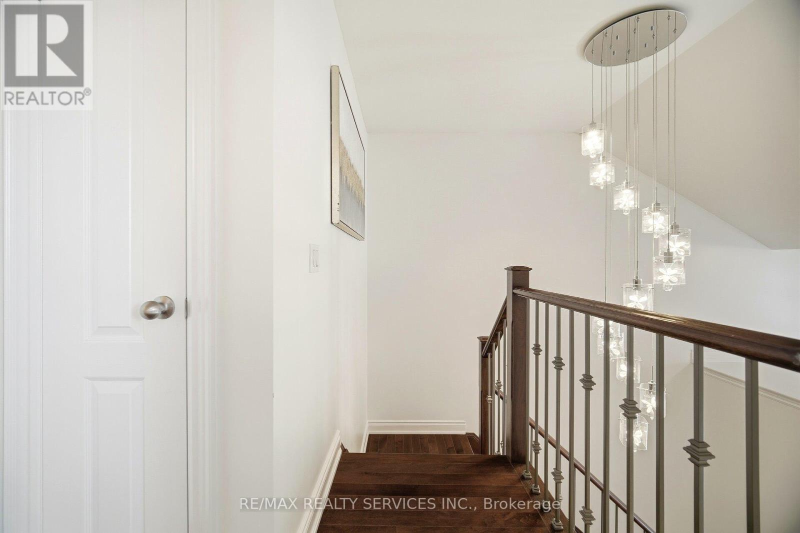 72 Bonnieglen Farm Boulevard, Caledon, Ontario  L7C 4C8 - Photo 26 - W12642840