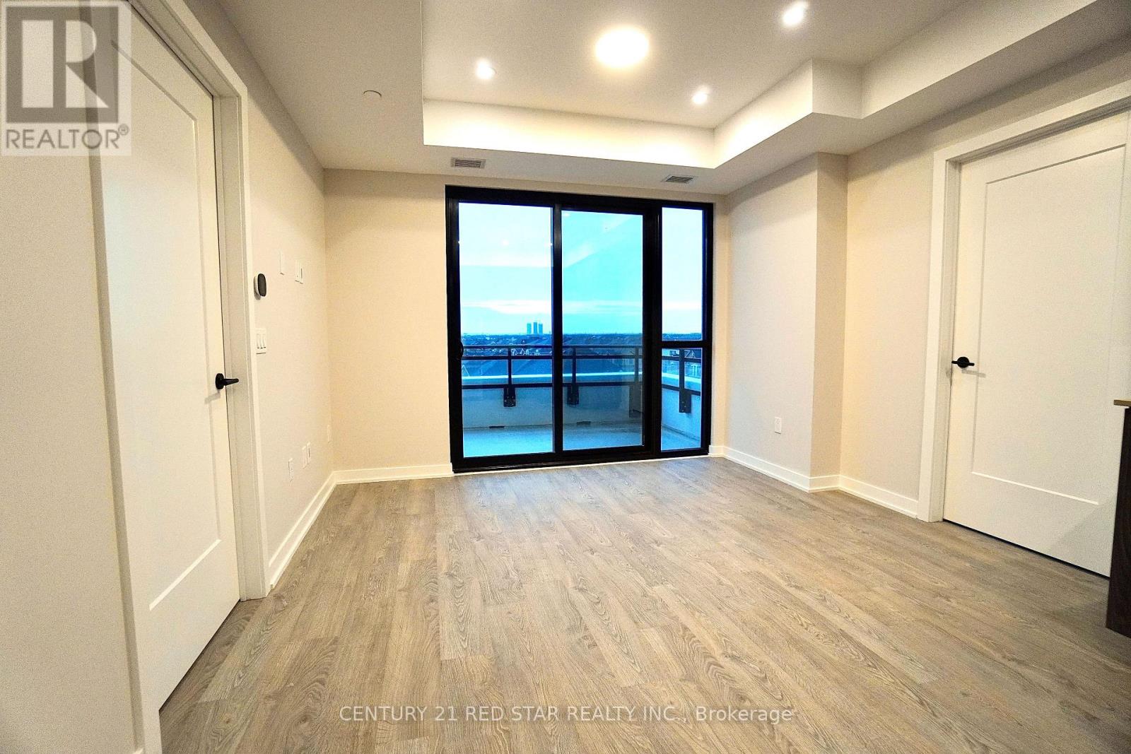 417 - 720 Whitlock Avenue, Milton, Ontario  L9E 2B5 - Photo 8 - W12642806