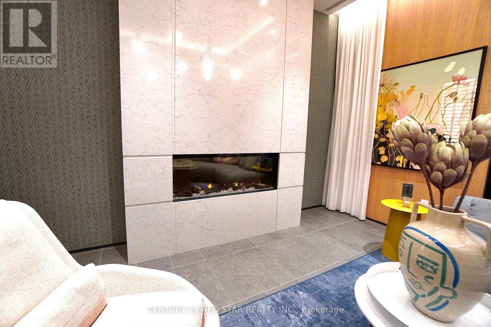 417 - 720 Whitlock Avenue, Milton, Ontario  L9E 2B5 - Photo 4 - W12642806