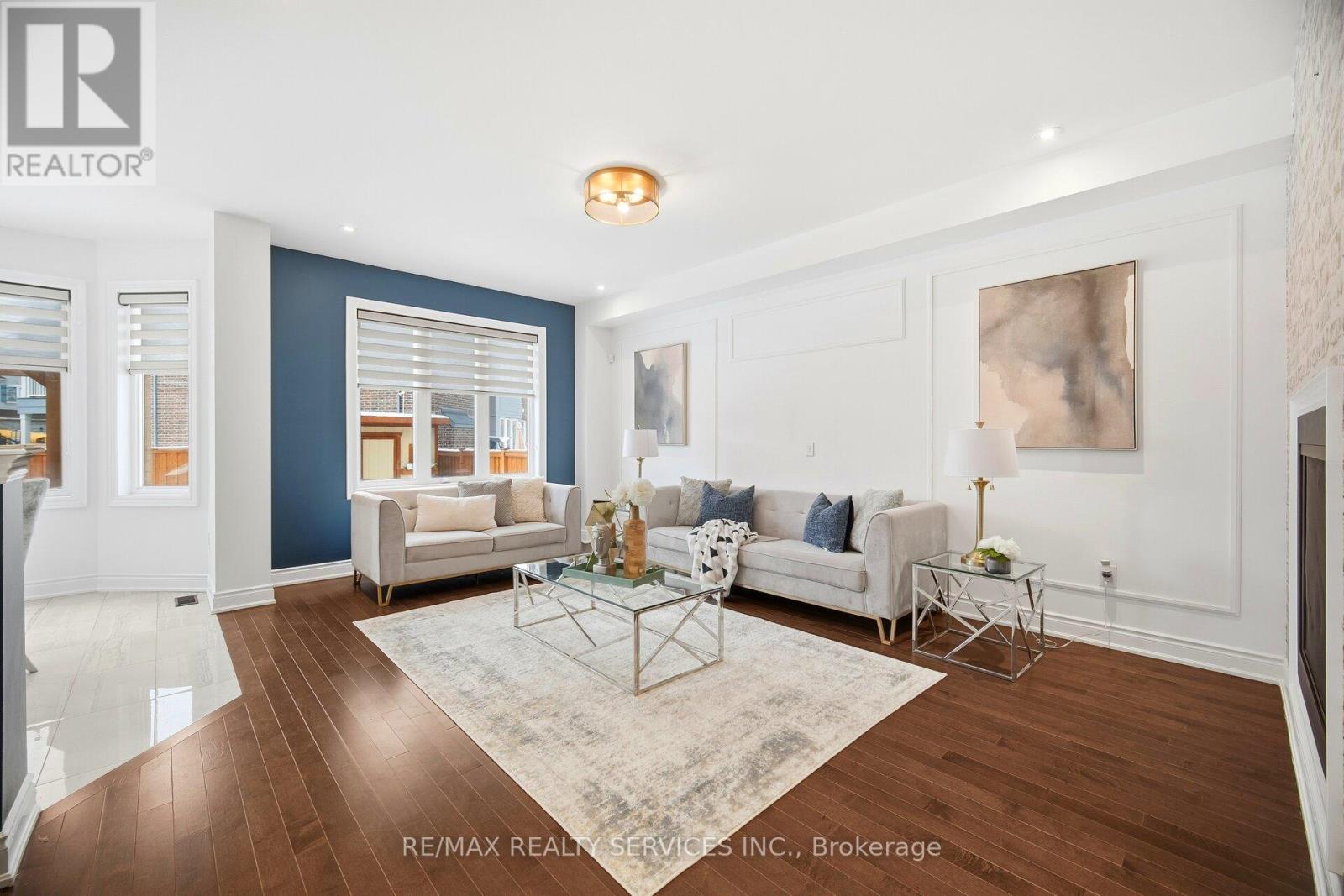 72 Bonnieglen Farm Boulevard, Caledon, Ontario  L7C 4C8 - Photo 12 - W12642840