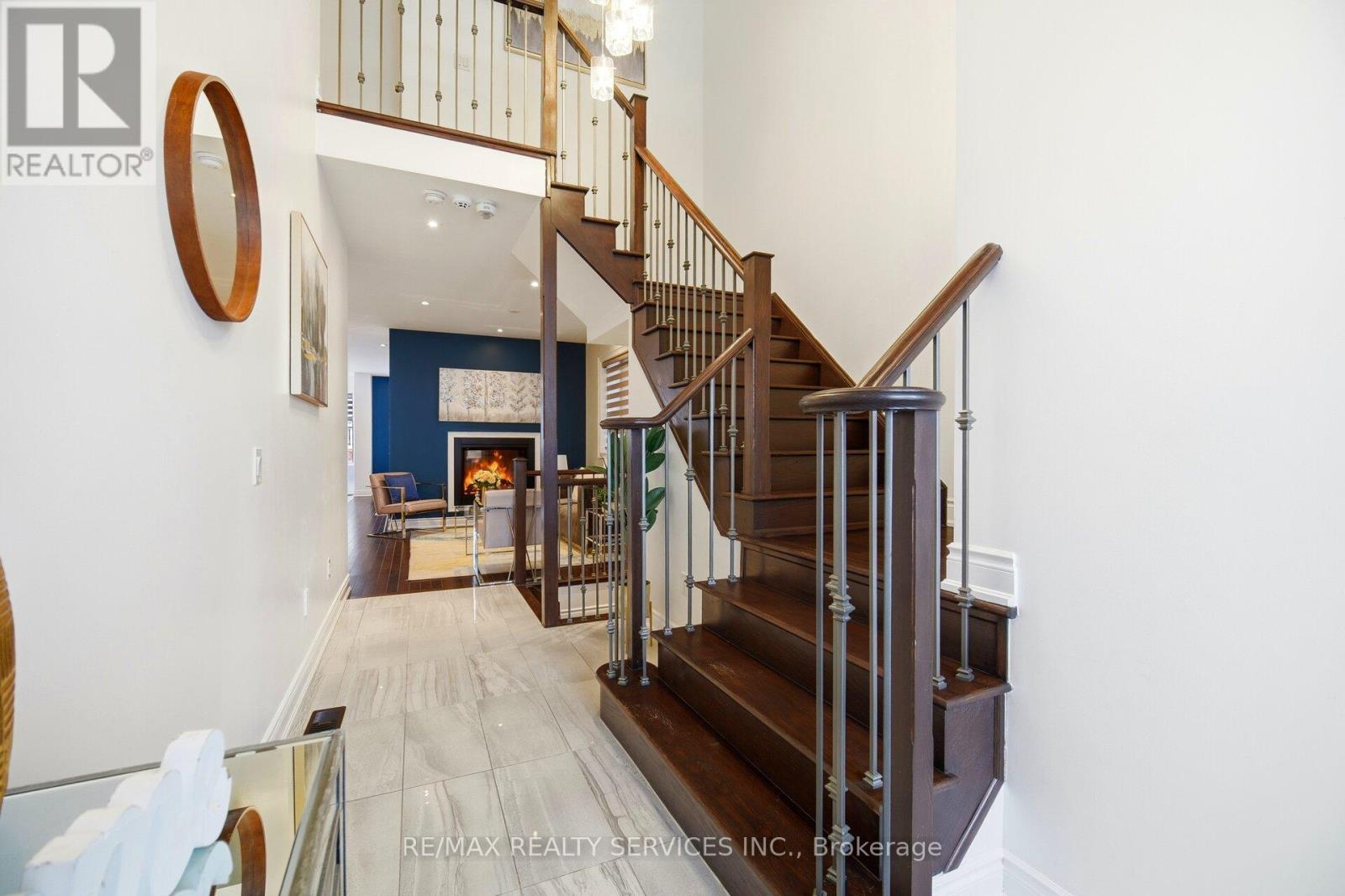 72 Bonnieglen Farm Boulevard, Caledon, Ontario  L7C 4C8 - Photo 25 - W12642840