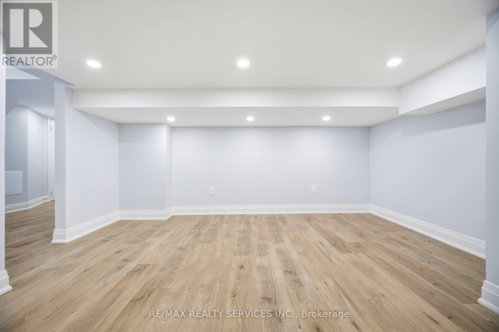 72 Bonnieglen Farm Boulevard, Caledon, Ontario  L7C 4C8 - Photo 42 - W12642840