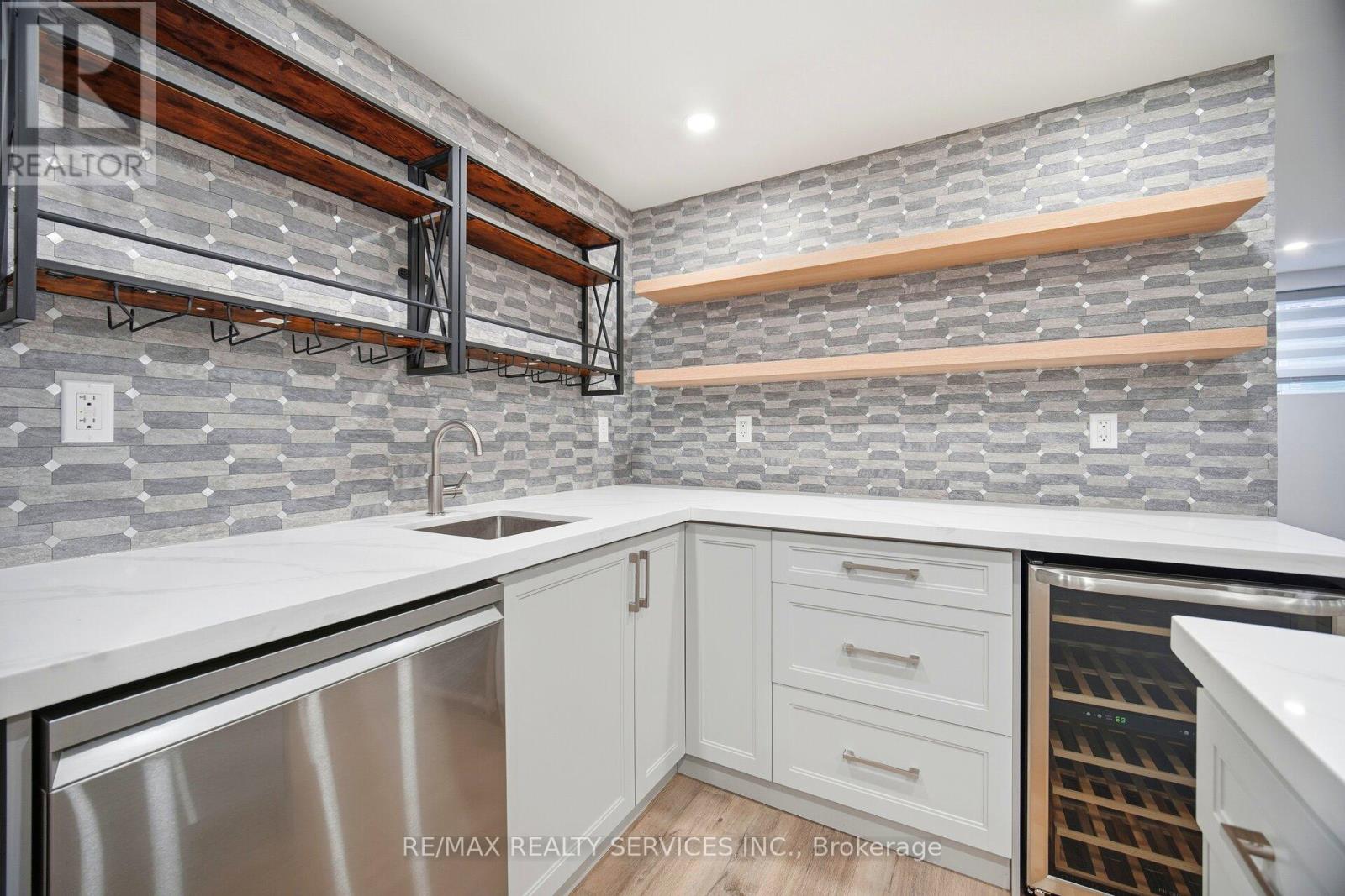 72 Bonnieglen Farm Boulevard, Caledon, Ontario  L7C 4C8 - Photo 39 - W12642840