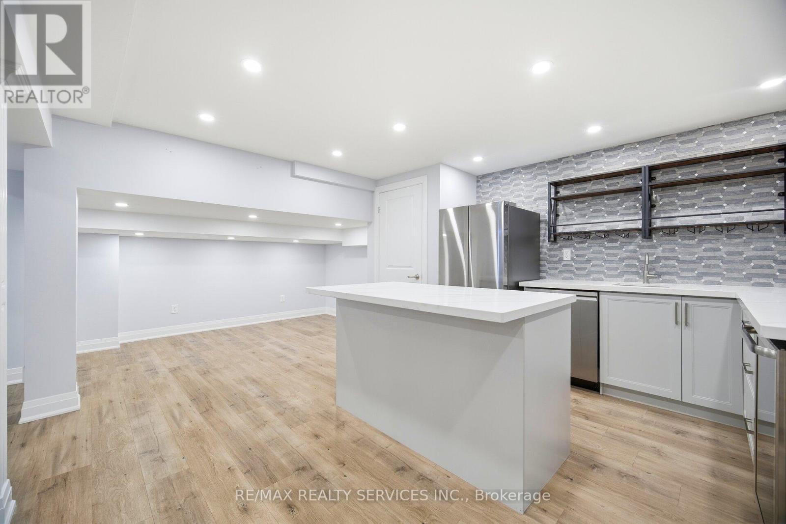 72 Bonnieglen Farm Boulevard, Caledon, Ontario  L7C 4C8 - Photo 41 - W12642840