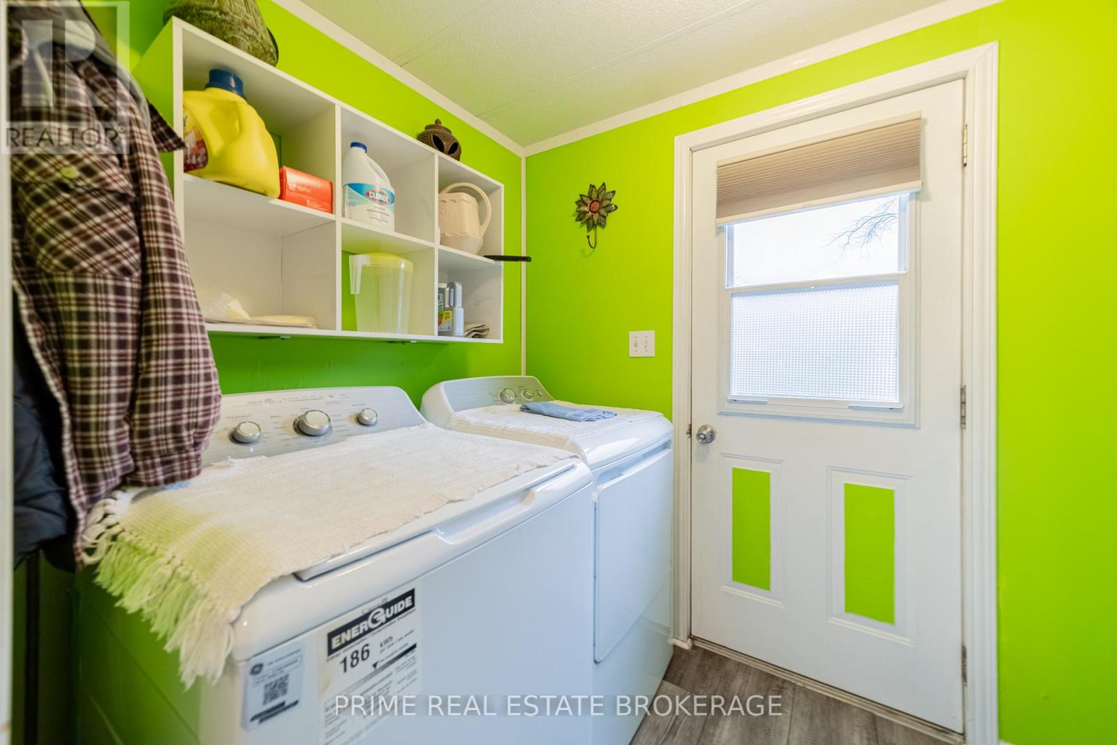 246 Southwinds Court, South Huron, Ontario  N0M 1T0 - Photo 32 - X12552472