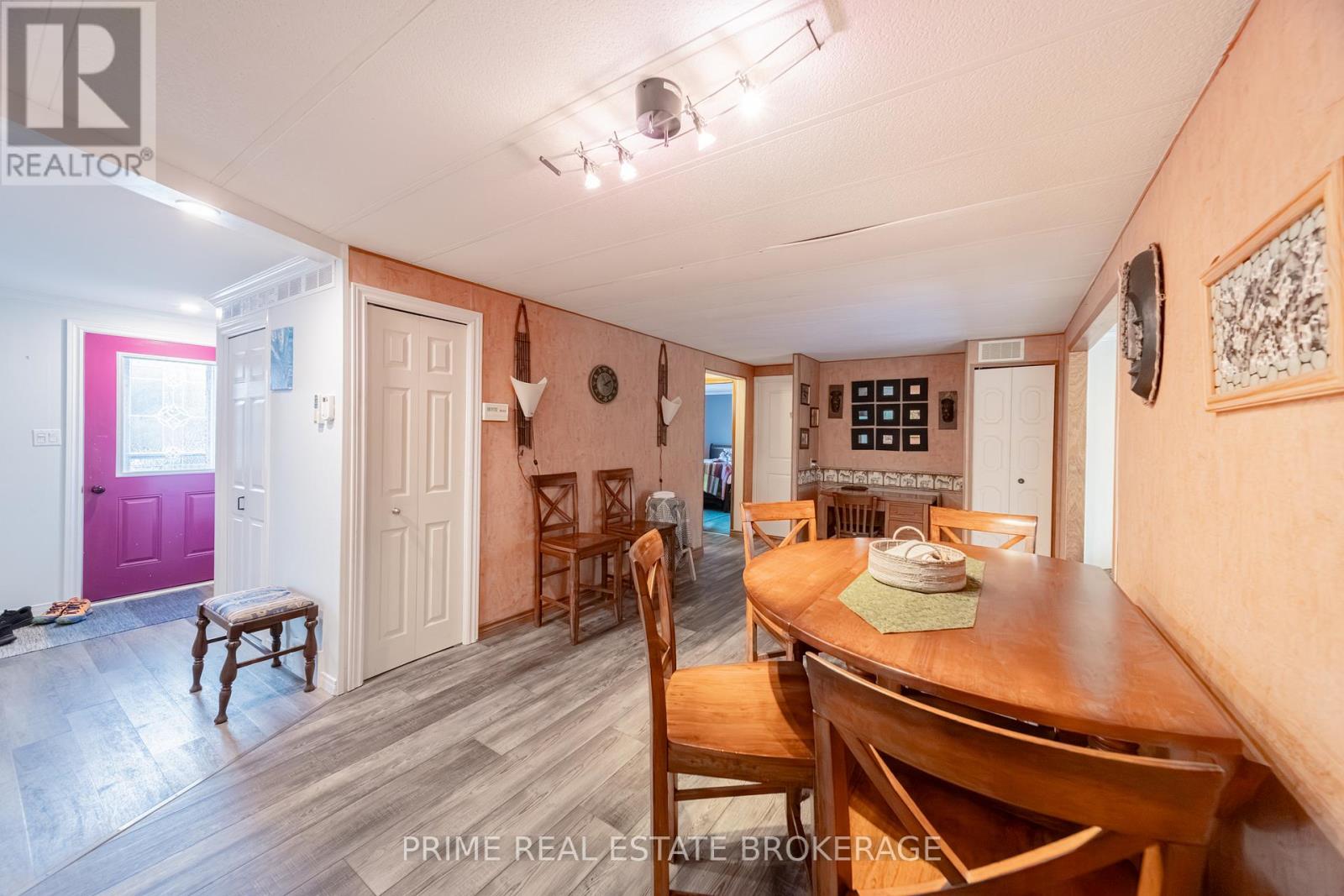 246 Southwinds Court, South Huron, Ontario  N0M 1T0 - Photo 27 - X12552472