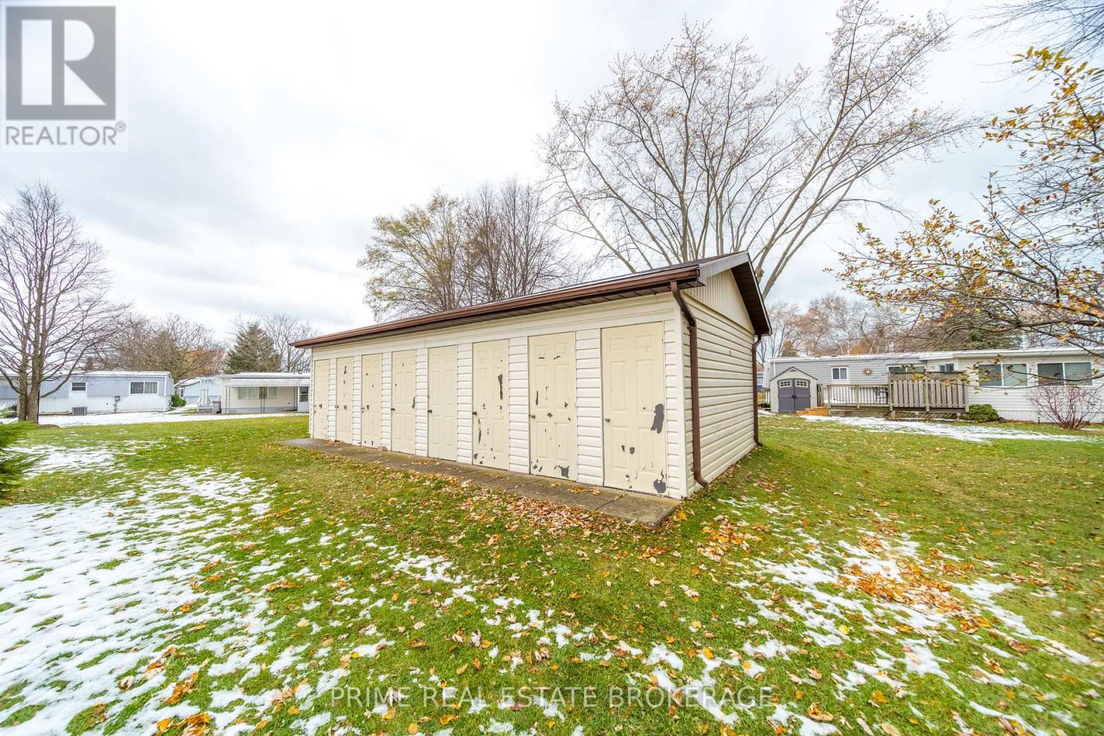 246 Southwinds Court, South Huron, Ontario  N0M 1T0 - Photo 37 - X12552472