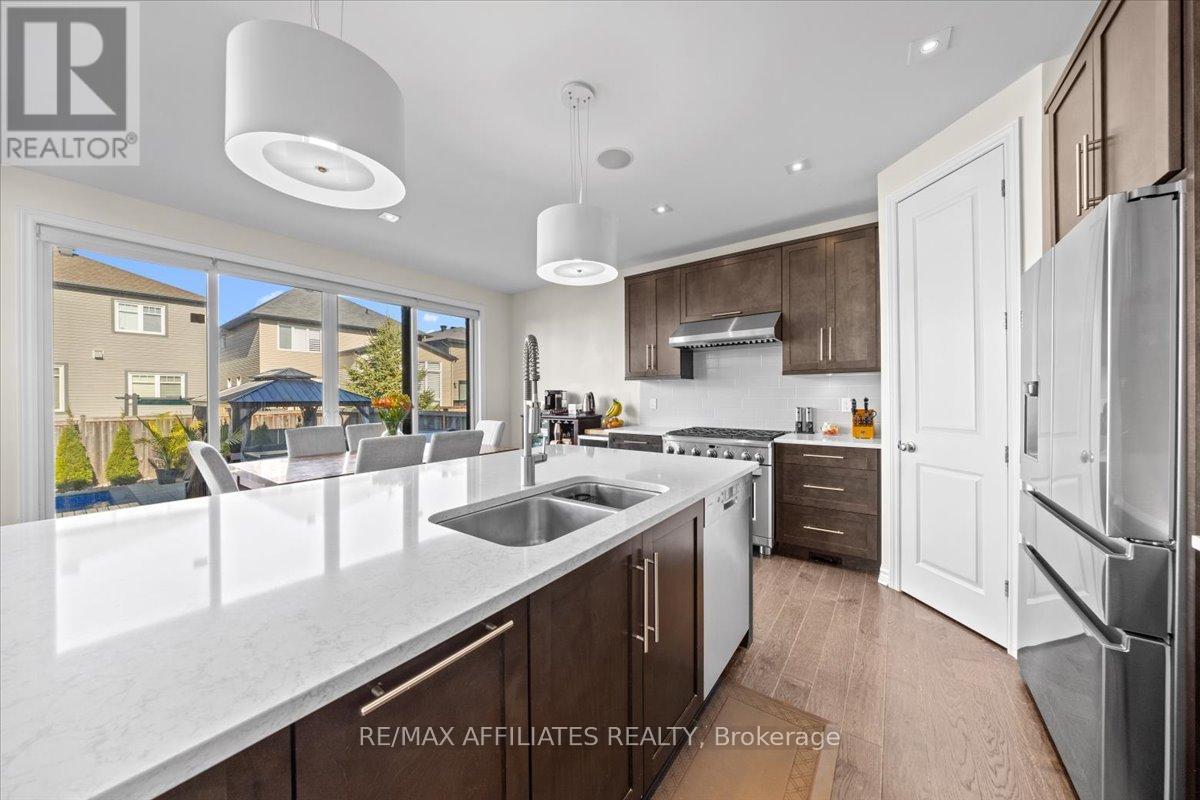 308 Equine Way, Ottawa, Ontario  K2V 0A7 - Photo 15 - X12472573