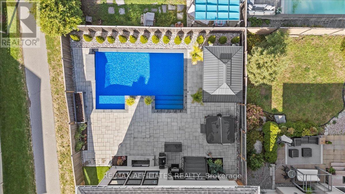 308 Equine Way, Ottawa, Ontario  K2V 0A7 - Photo 2 - X12472573