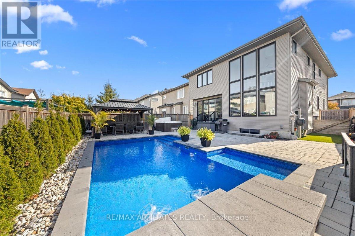 308 Equine Way, Ottawa, Ontario  K2V 0A7 - Photo 4 - X12472573
