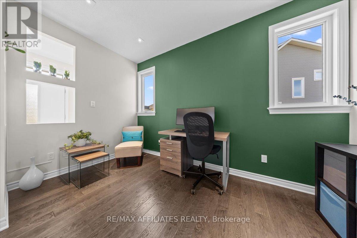 308 Equine Way, Ottawa, Ontario  K2V 0A7 - Photo 8 - X12472573
