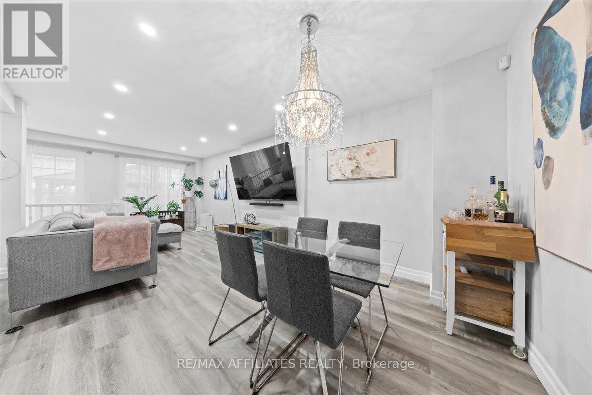 34 Woodgate Way, Ottawa, Ontario  K2J 4C9 - Photo 5 - X12564148