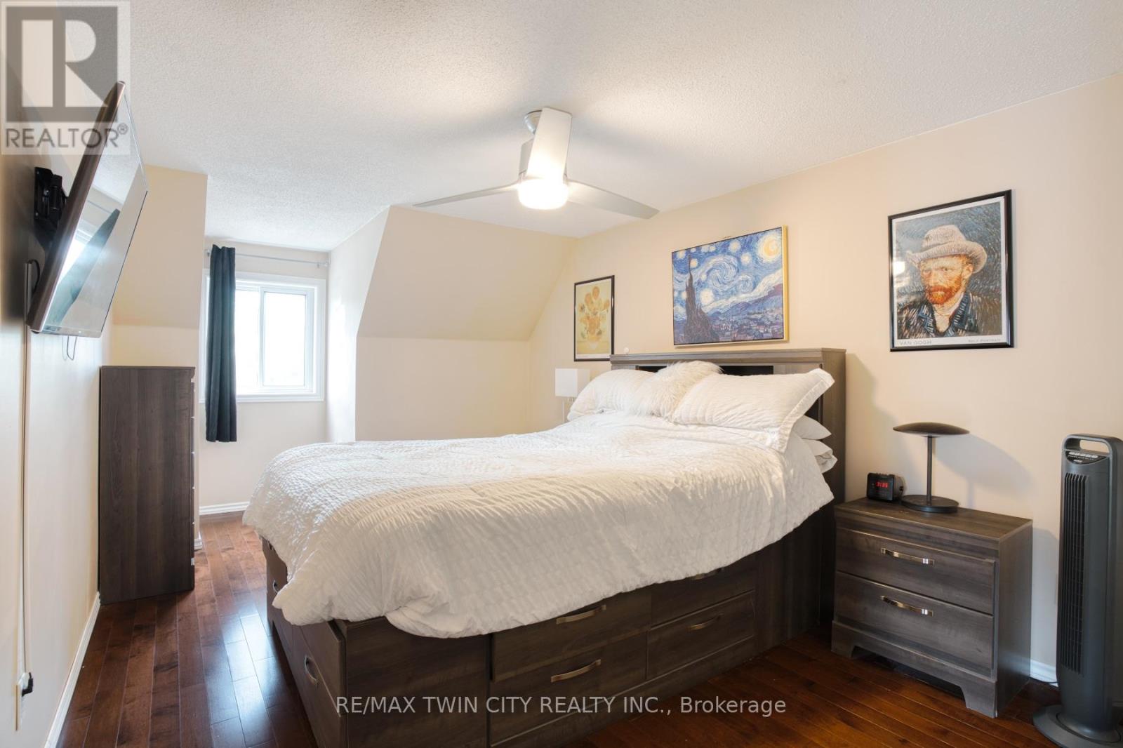 135 Eastforest Trail, Kitchener, Ontario  N2N 3E4 - Photo 22 - X12423328