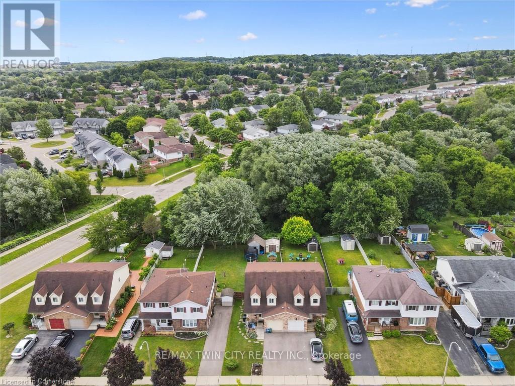 135 Eastforest Trail, Kitchener, Ontario  N2N 3E4 - Photo 40 - X12423328