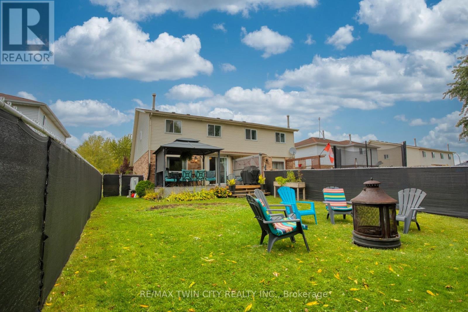 135 Eastforest Trail, Kitchener, Ontario  N2N 3E4 - Photo 32 - X12423328