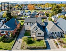 233 NORMANHURST Avenue, Hamilton, Ontario