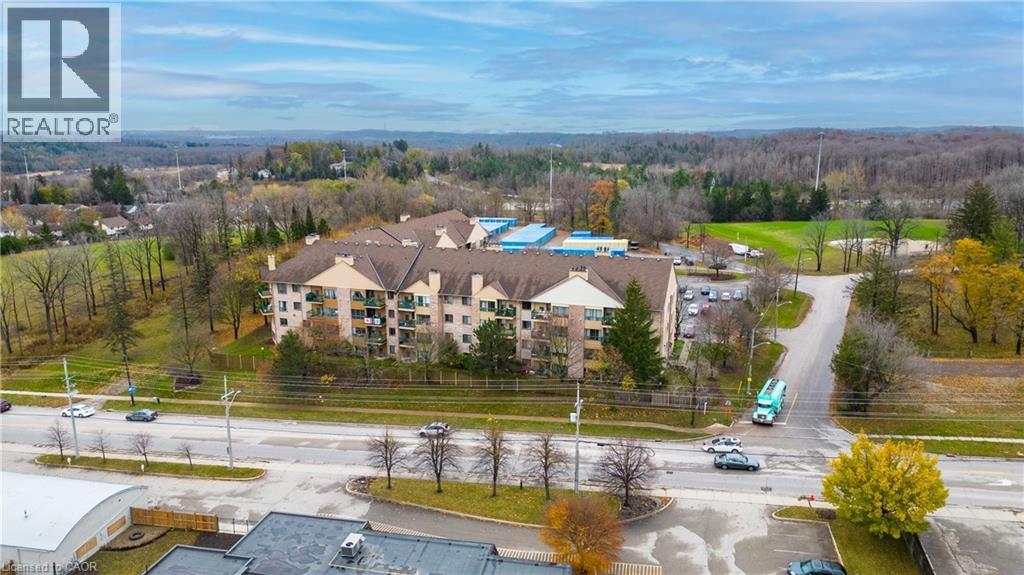 15 Hofstetter Avenue Unit# 318, Kitchener, Ontario  N2A 3Z7 - Photo 3 - 40793938