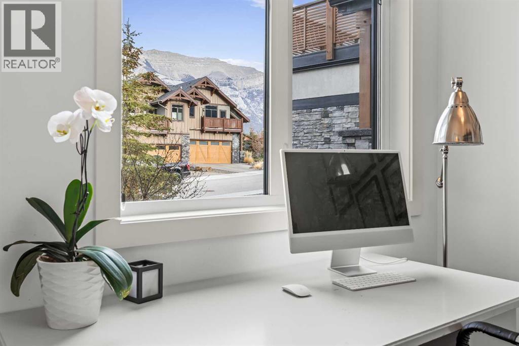 445 Stewart Creek Close, Canmore, Alberta  T1W 0L6 - Photo 6 - A2271598