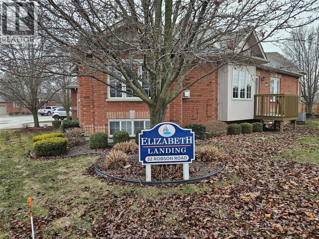 32 Robson Unit# 7, Leamington, Ontario  N8H 2M9 - Photo 2 - 25031890