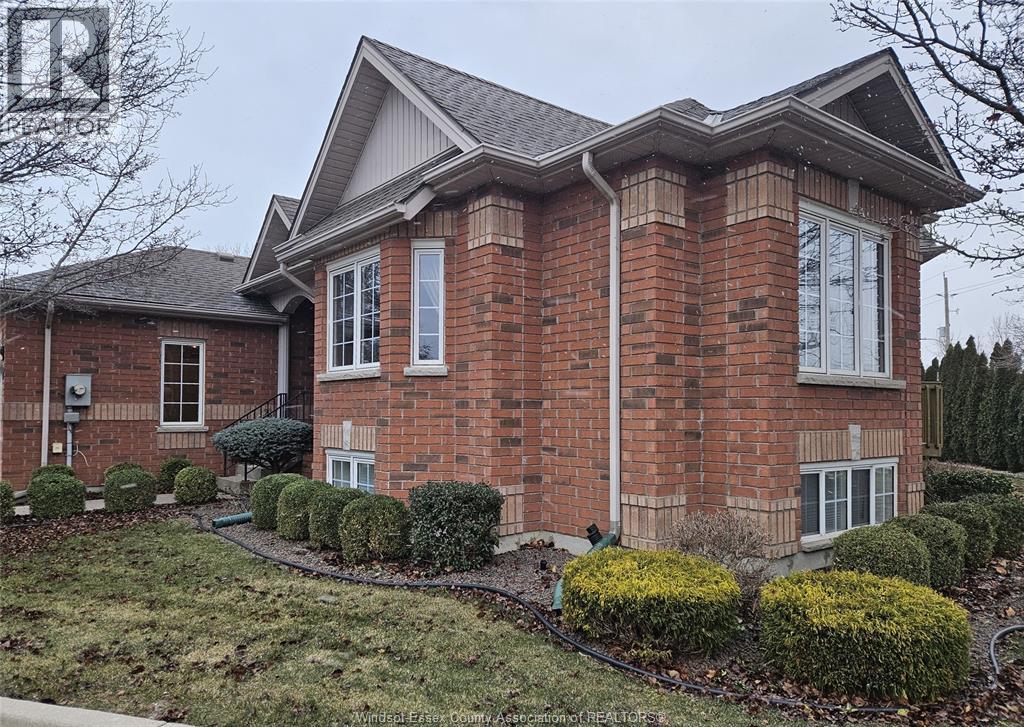 32 Robson Unit# 7, Leamington, Ontario  N8H 2M9 - Photo 3 - 25031890