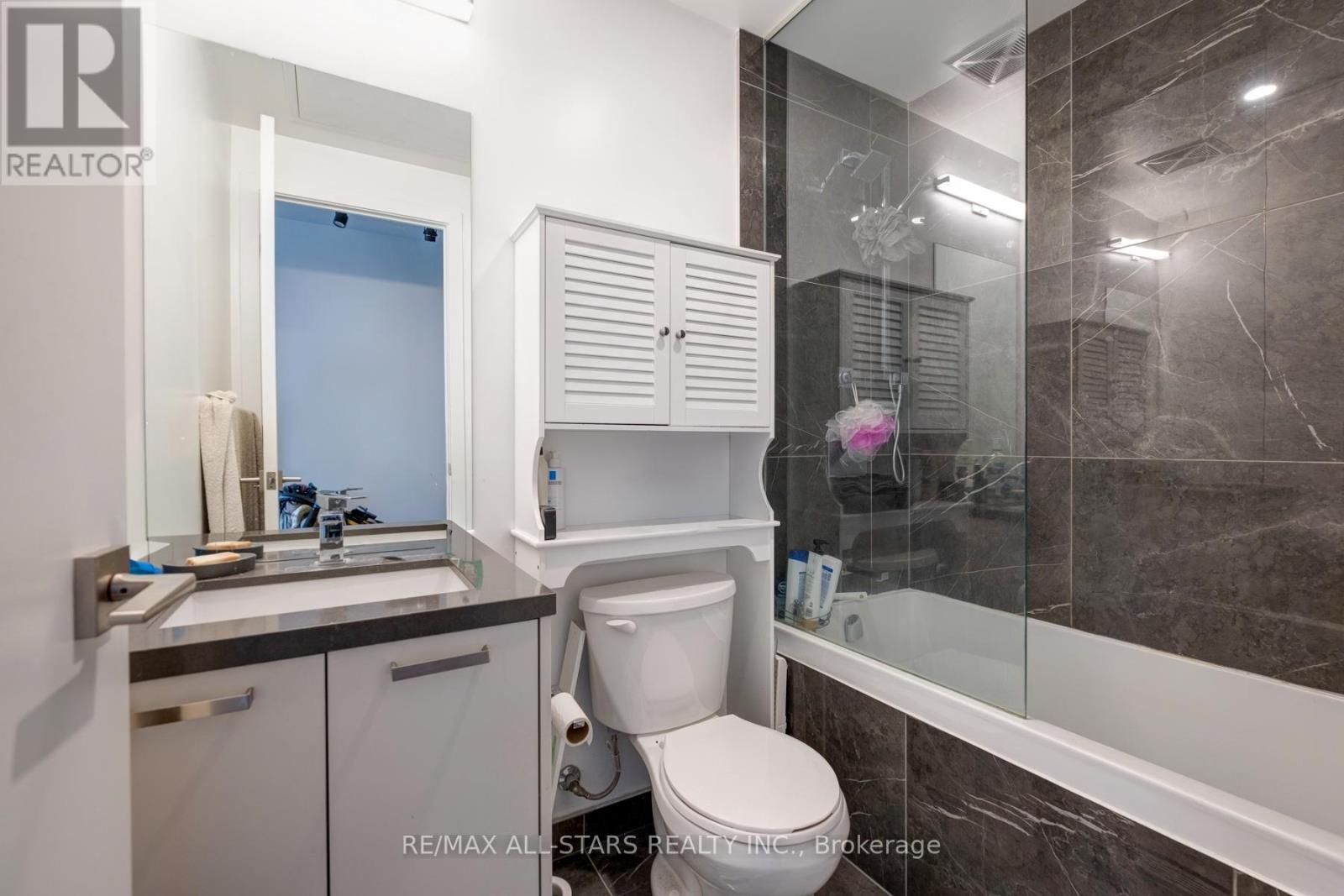 501 - 55 Ontario Street, Toronto (Moss Park), Ontario  M5A 0T8 - Photo 12 - C12642858