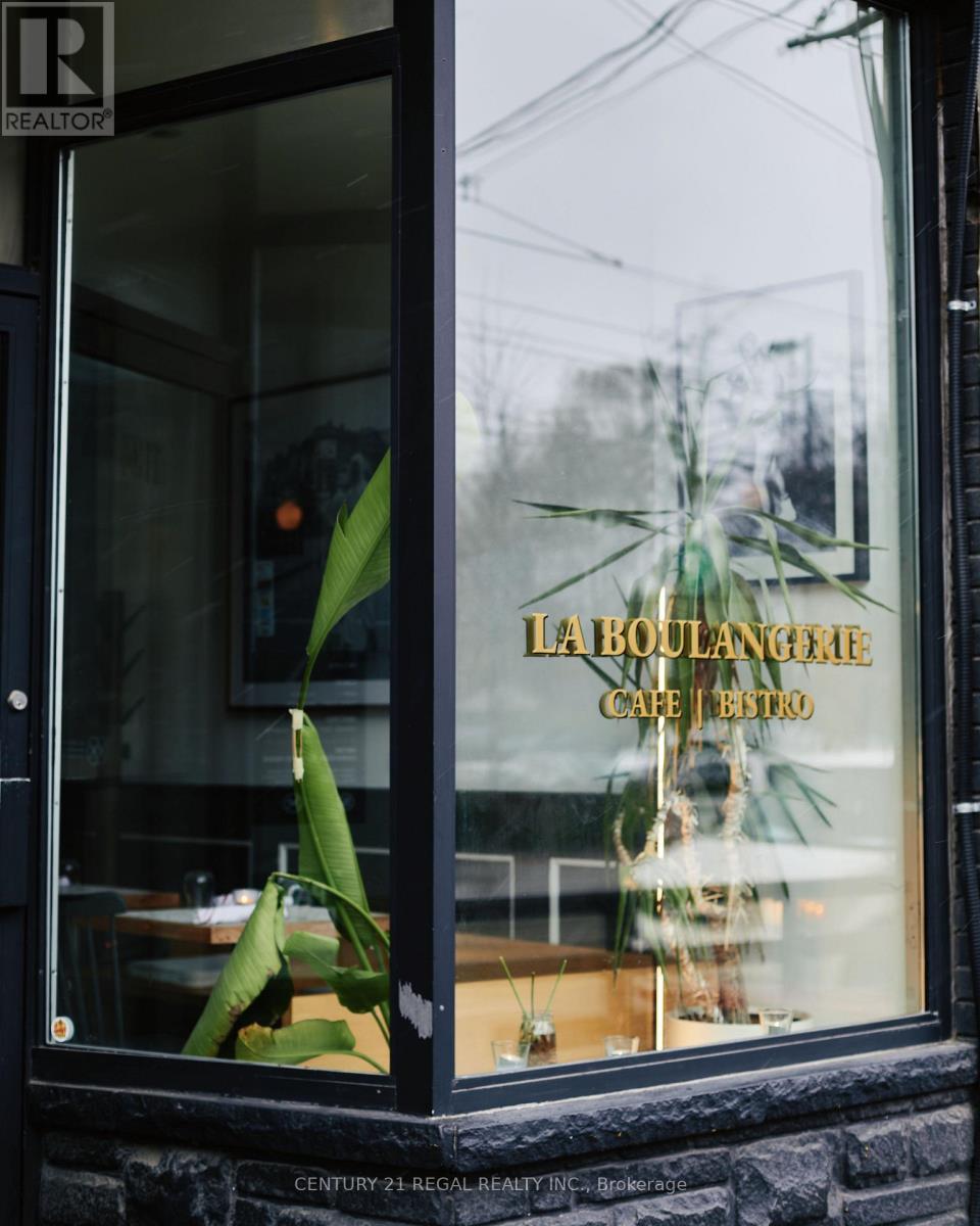 1134 Dundas Street W, Toronto, Ontario  M6J 1X2 - Photo 2 - C12642924