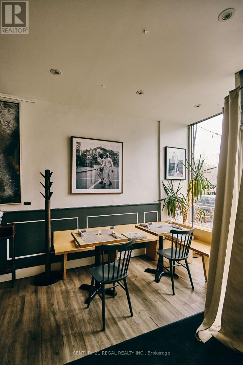 1134 Dundas Street W, Toronto, Ontario  M6J 1X2 - Photo 5 - C12642924