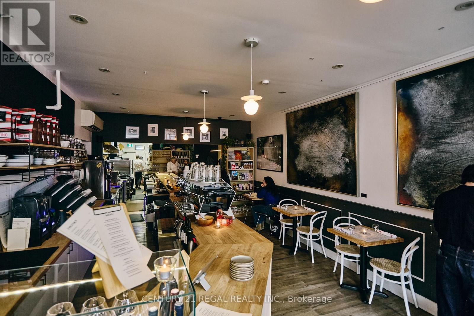 1134 Dundas Street W, Toronto, Ontario  M6J 1X2 - Photo 7 - C12642924