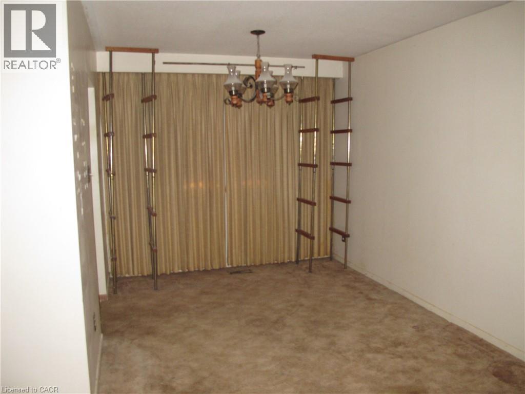 5280 Woodhaven Drive, Burlington, Ontario  L7L 3T4 - Photo 5 - 40794591