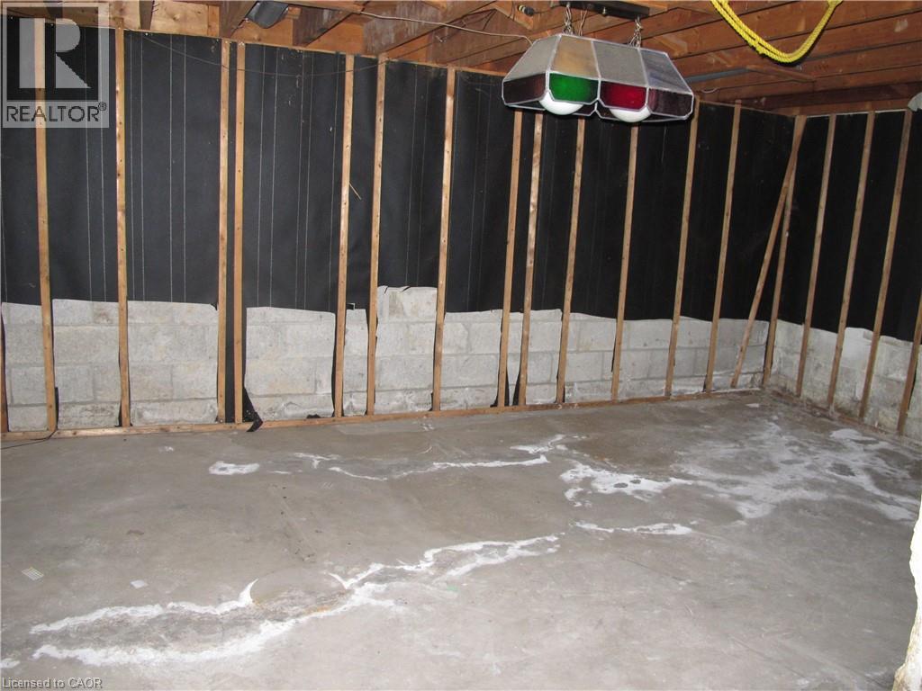 5280 Woodhaven Drive, Burlington, Ontario  L7L 3T4 - Photo 14 - 40794591