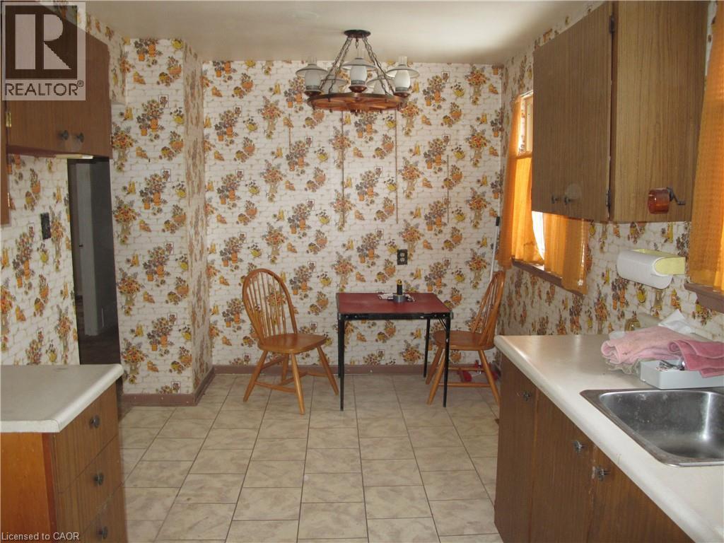 5280 Woodhaven Drive, Burlington, Ontario  L7L 3T4 - Photo 8 - 40794591